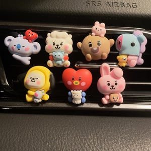 BT21 CAR VENT CLIPS.