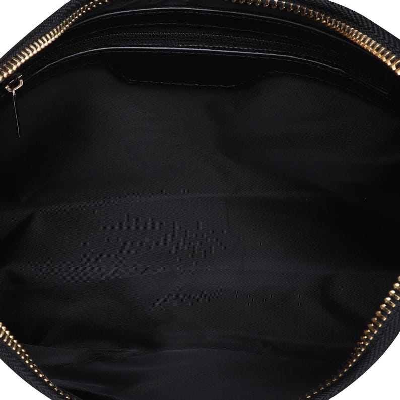 Chain Decor Zipper Shoulder Bag