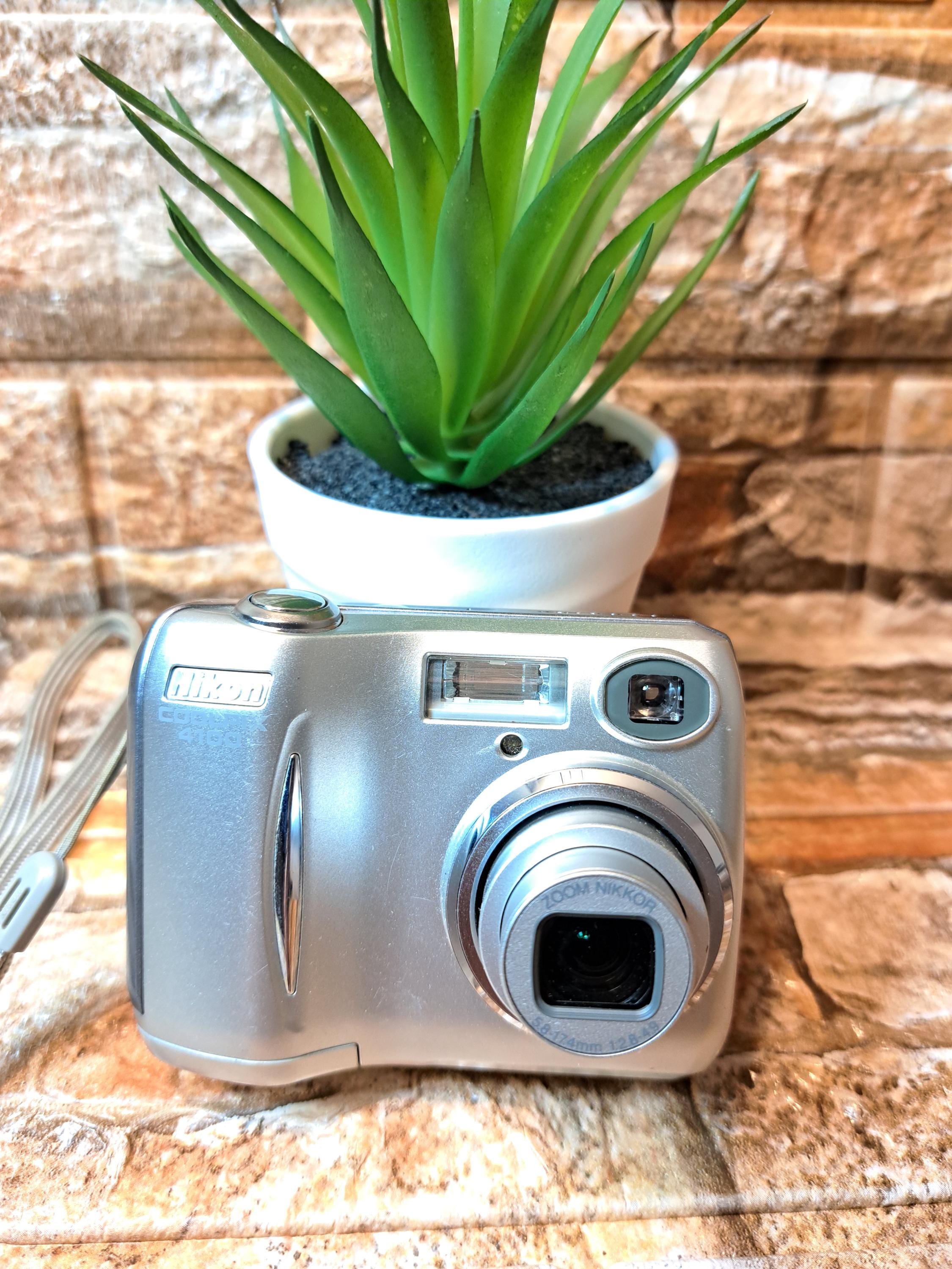 Nikon ニコン デジタルカメラ coolpix 4100 デジカメ Amazon.co.jp: Nikon Coolpix 4100 4MP デジタルカメラ 光学ズーム3倍