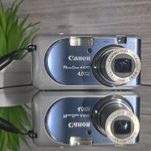 Fotocamera digitale vintage Canon PowerShot A430 da 4 MP con zoom ottico 4X - Compatta, retrò, punta e scatta, attrezzatura fotografica da collezione