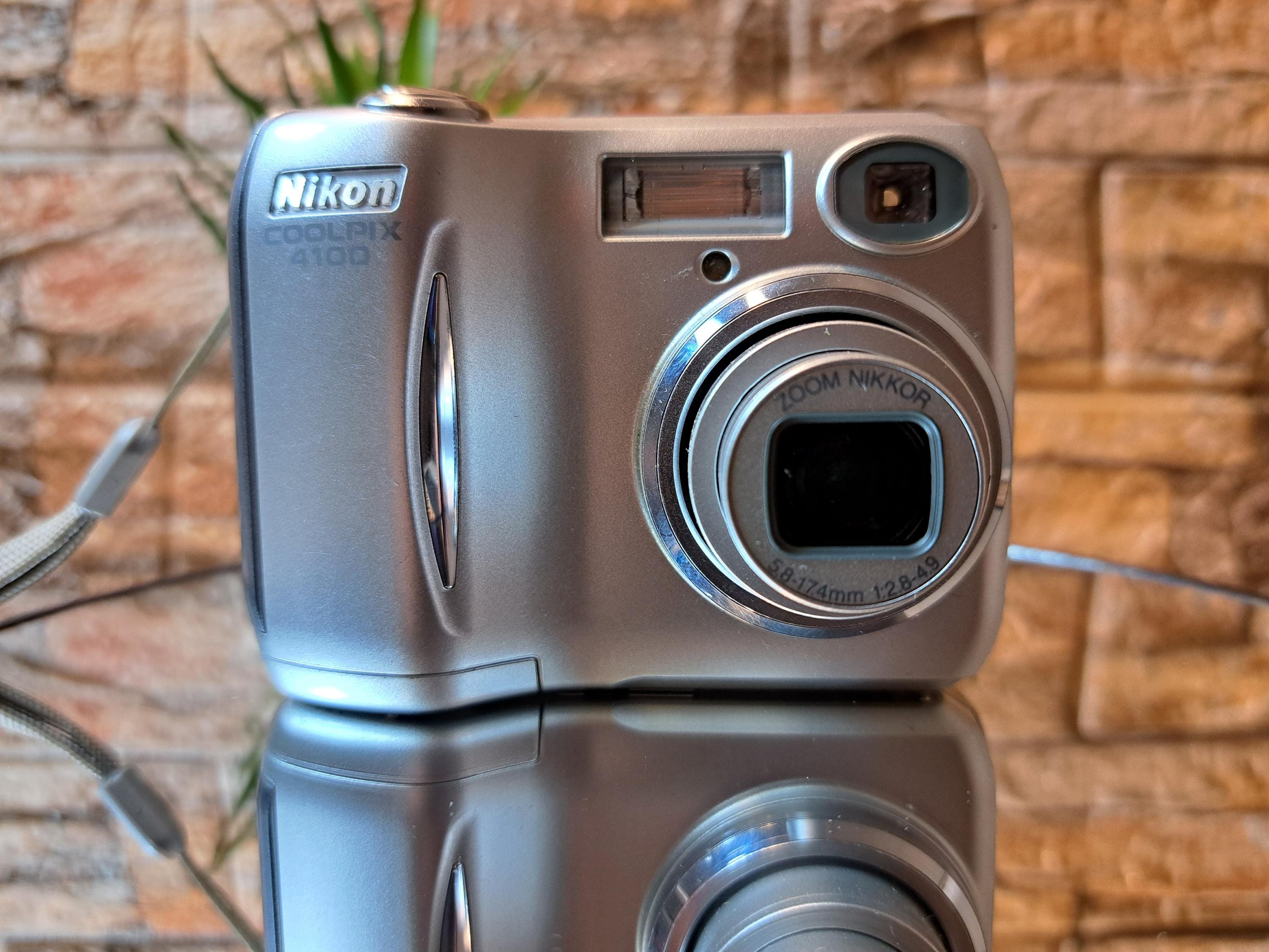 Vintage Nikon Coolpix 4100 Digital Camera: Retro Photography