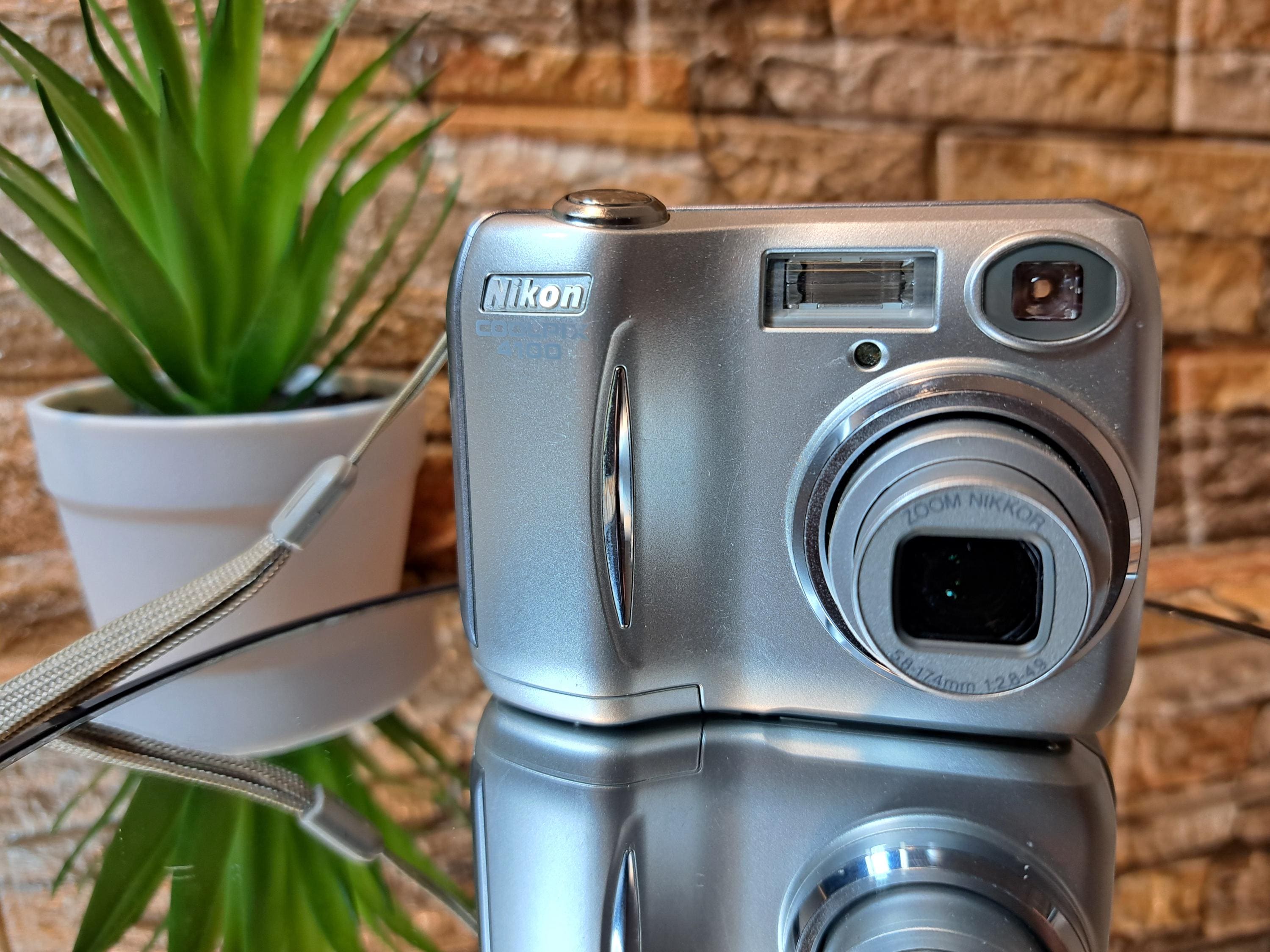 Vintage Nikon Coolpix 4100 Digital Camera: Retro Photography Gift