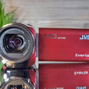 JVC GZ-HM445 Camcorder - Full HD 30x Optical Zoom, Dual Memory Card, Konica Minolta Lens, Video Recording in Mint Condition