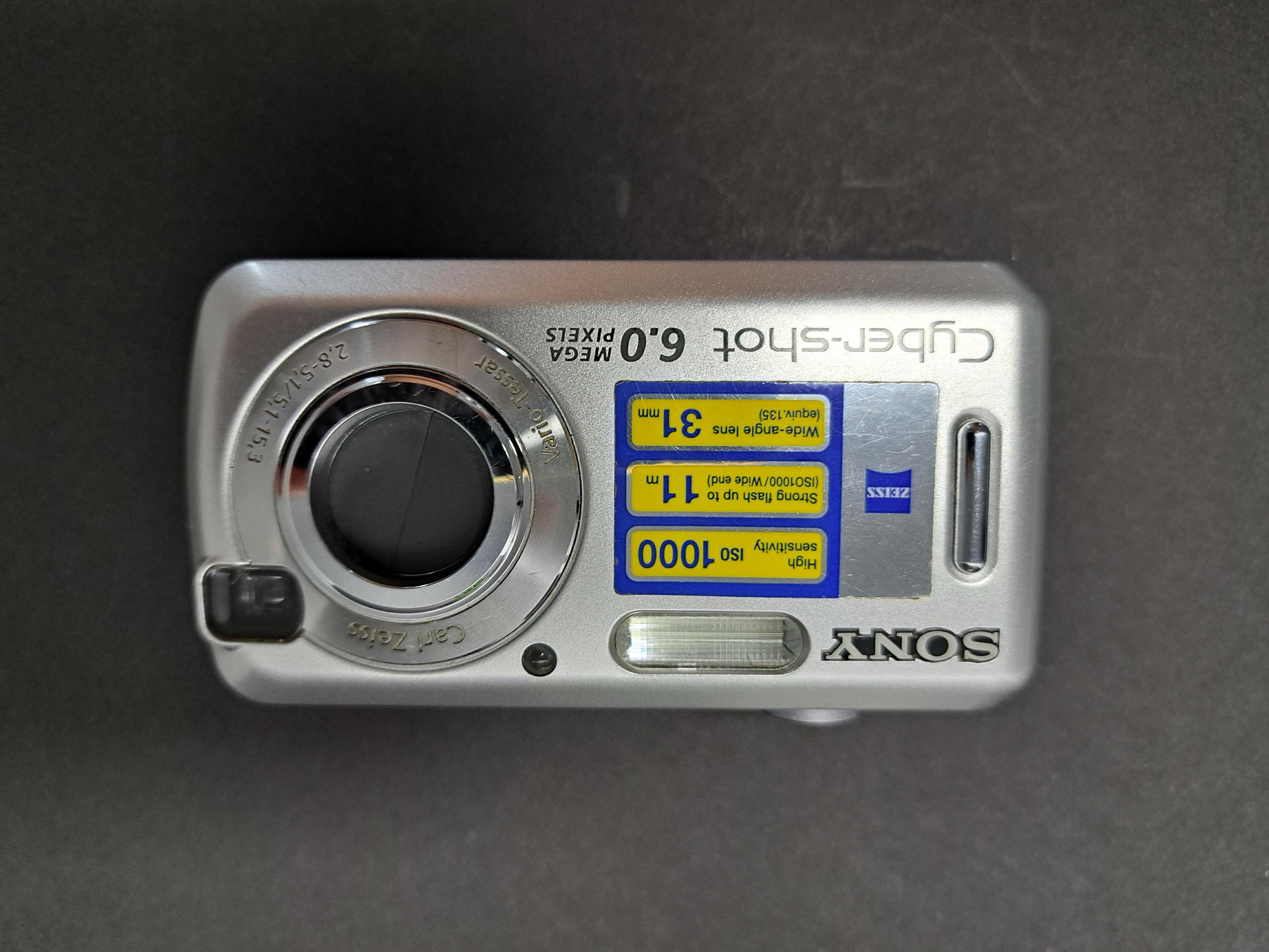 Sony Cyber-shot DSC-S600 6.0 MP Vintage Silver Camera With