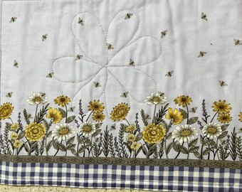 Daisy Placemats, Made in USA,  Handmade and Quilted
