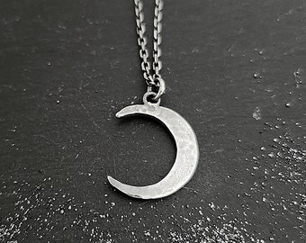 TINY MOON necklace