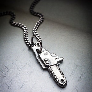 sale Mini CHAINSAW necklace image 2