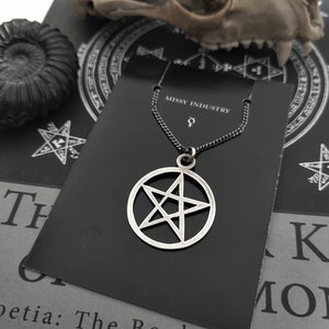 sale PENTACLE necklace image 2