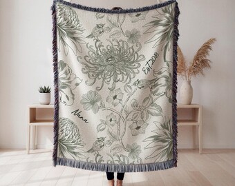 Custom Grandma Blanket with Name and Date, Personalized Floral Throw Gift for Mom Nana Mimi, First Mother's Day Gift, New Grandma Gift
