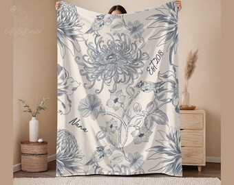 Custom Grandma Blanket with Name and Date, Floral Throw Gift for Mom Nana Mimi, First Mother's Day Gift, New Grandma Mama Gift Idea