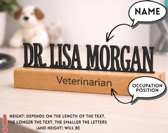 Tabliczka z imieniem na biurko dla nauczyciela, dyrektora, kierownika, spersonalizowany upominek firmowy do biura, spersonalizowany drewniany znak dla personelu klasowego lub biurowego
