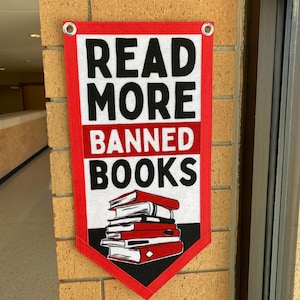 Read More Banned Books Banner
