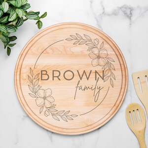 Custom Round Board, Personalized Cutting Board, Round Cutting Board, Personalized Wedding Gift, Cheese Board,Charcuterie Board,Serving Board