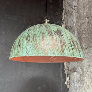 Lampada a sospensione in rame ossidato, lampada da soffitto in rame fatta a mano, lampada a sospensione rustica in rame per isola cucina