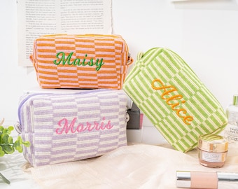 Personalized Checkered Makeup Bag, Embroidered Cosmetic Pouch, Wedding Name Bridesmaid Gifts