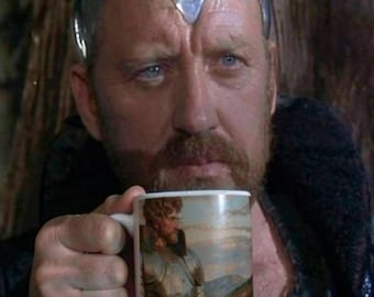 Ein Alptraum für Andere | König Arthur und Merlin Becher | Excalibur Film | Britische Mythologie