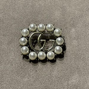 Gucci Gold Tone With Pearls Vintage Brooch Pin Gift Art Jewelry Wedding Gift Brooch