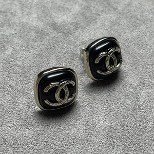 Chanel Gold Tone With Black Insert Vintage Earrings Gift Art Jewelry Wedding Gift Earrings