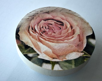 Supporto in legno rosa rosa: vassoio decorativo rustico fatto a mano