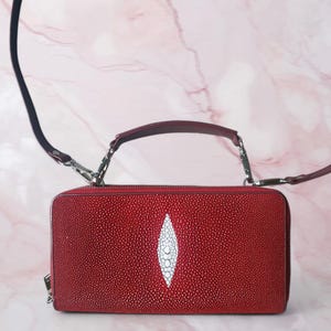 Cartera de hombro para mujer de piel de raya auténtica con cremallera, color rojo, larga, con dos cremalleras