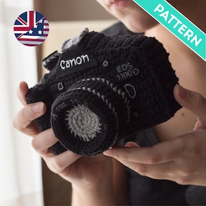 Crochet Pattern Reflex Camera, ENGLISH PATTERN, PDF, Amigurumi Toy, Photography Prop, Black Reflex Camera, Amigurumi Camera Pattern