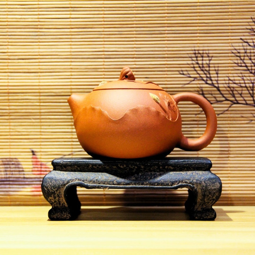 Yixing Zisha Teapot [lotus Xishi] 250ml | Handmade Purple Clay
