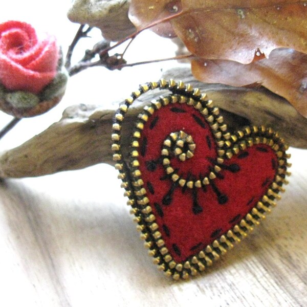 Felt and zipper Heart brooch