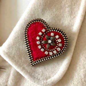 Red wool felt and zipper heart brooch