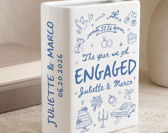 Jarrón de cerámica personalizado con forma de libro para compromiso, regalo para la futura novia con motivo del año en que nos comprometimos, regalo para la pareja de recién casados