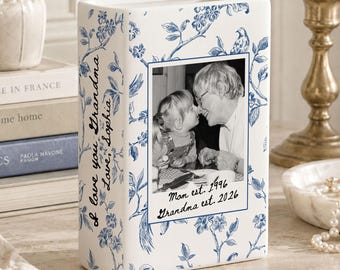 Custom Picture Vase For Mom Grandma, Personalized Ceramic BookFlower Vase,Mom Grandma Birthday Gift For Her, Promoted to Grandma Vase Gift