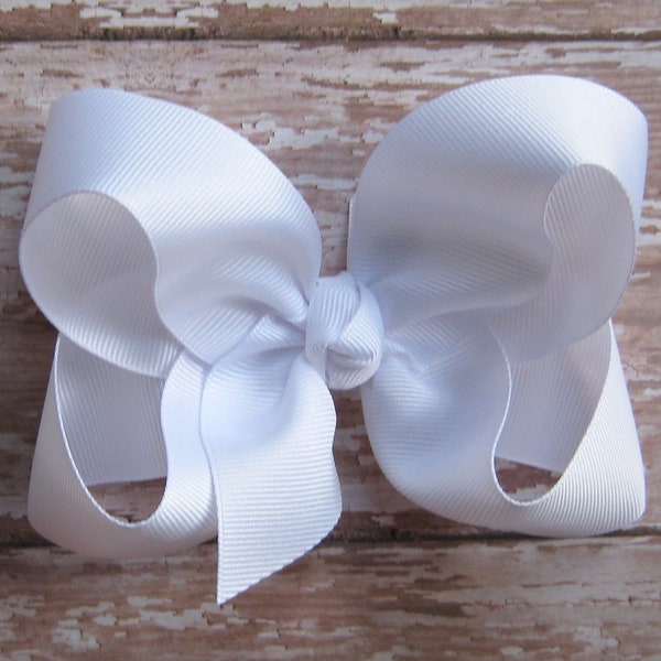 Medium 4 inch Loopy Boutique Style Grosgrain Hair Bow in White - Great for School Uniform