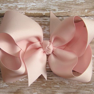 Large 6 inch Grosgrain Hair Bow in Light Pale Pink Big Girls Boutique Style Hairbow