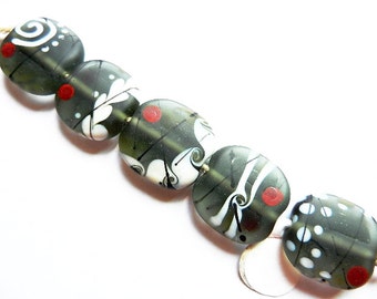 Made to Order CRANE: CHARCOAL    5 charcoal gray, ivory, red and black matte finish large squeezed   A Beaded Gift