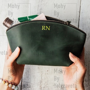 Trousse de maquillage en cuir gravé, trousse à cosmétiques personnalisée, trousse de maquillage à fermeture éclair, petite trousse de maquillage en cuir, trousse à cosmétiques pour sac à main