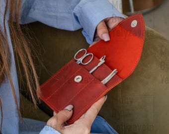 Custom leather manicure case, Manicure set case, Nail tool pouch, Manicure tool case, Manicure case holder, Manicure tool organizer