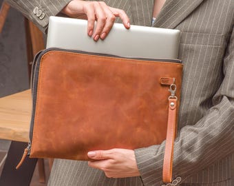 Leather laptop case with zipper, MacBook Pro 14 leather sleeve, MacBook Air 15 inch sleeve, 16 inch MacBook Pro case, Laptop case with strap