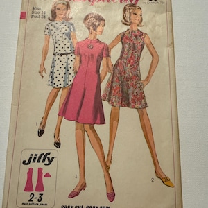 Vintage 1967 Simplicity 7161 Easy Misses&#39; Jiffy A-Line Dress Sewing Pattern Fit & Flare Collarless Dress Size 14 (Bust 34) Complete