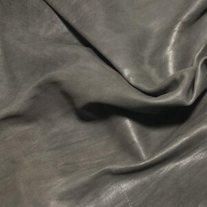 Taupe Brown - Lambskin Leather - 6.3 Square Feet