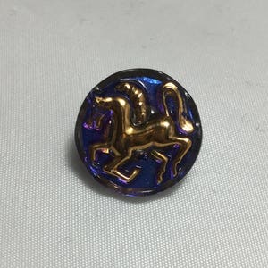 Vintage Glass Button - Mirror Back Iridescent Purple with Horse 11/16&quot;