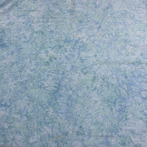 Baby Blue Shadows - Banyan Batik Ton in Ton 100% Baumwolle Stoff