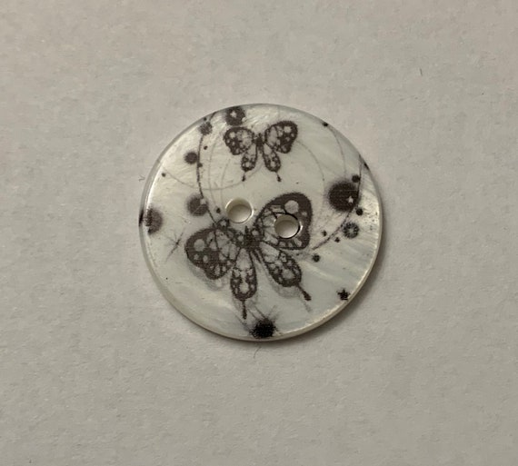 Butterflies Natural Pearl Shell Button Made in France 2 - Etsy