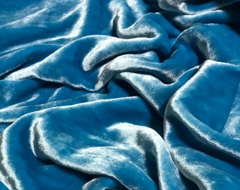 Tessuto in velluto di seta BLU TURCHESE