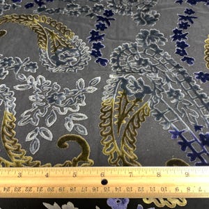 13&quot;x15&quot; Paisley Floral Burnout Silk Velvet Fabric - Remnant Sale
