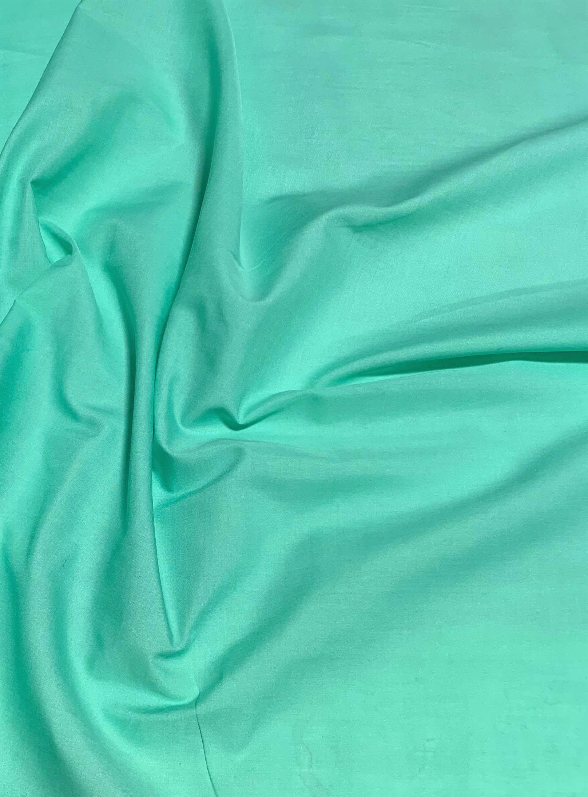 Forest Green Cotton Polyester Broadcloth Fabric Apparel 45 Inches Solid  PolyCotton Per Yard