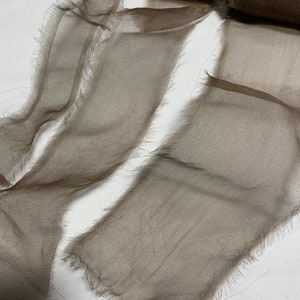 Taupe handgeverfd 100% zijden doorschijnend organza lint (4 breedtes om uit te kiezen)