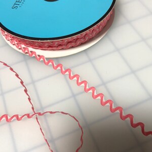 Pink & White Ric Rac Trim Made in France 1/4
