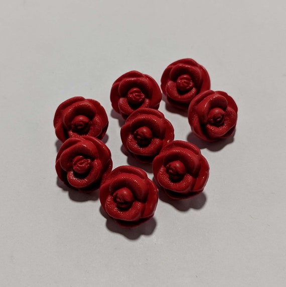 赤いバラの花のプラスチックボタン - 15 mm /1/2 インチ - ディル 