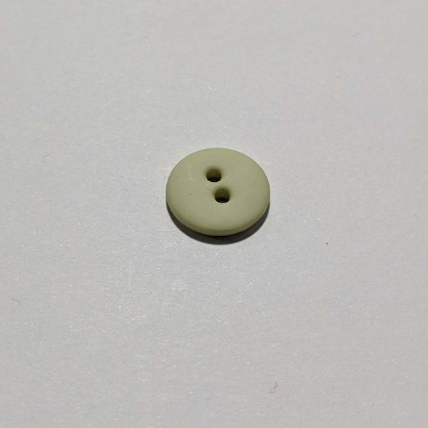 Pale Green Round 2 Hole Plastic Button - 13mm / 1/2 inch - Dill Buttons - Set of 2