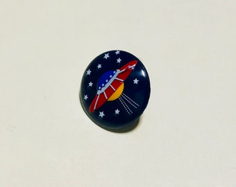 Space UFO Plastic Button - 15mm / 5/8" - Dill Buttons Brand (2 buttons)