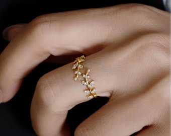 Pastel Laurel Adjustable Vine Ring - Peridot & Rose Quartz Botanical Leaves Design - 18K Gold Plated